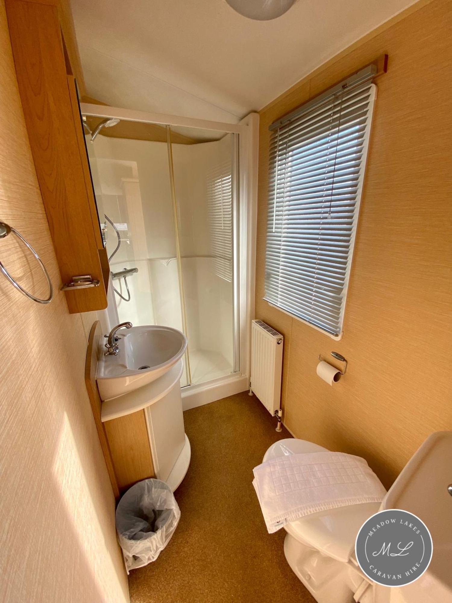 Palm Grove 132 - Pet Friendly, Wifi, Central Heating, Close To Shops And Beach - Meadow Lakes Caravan & Lodge Hire 채플 세인트 레오나즈 외부 사진